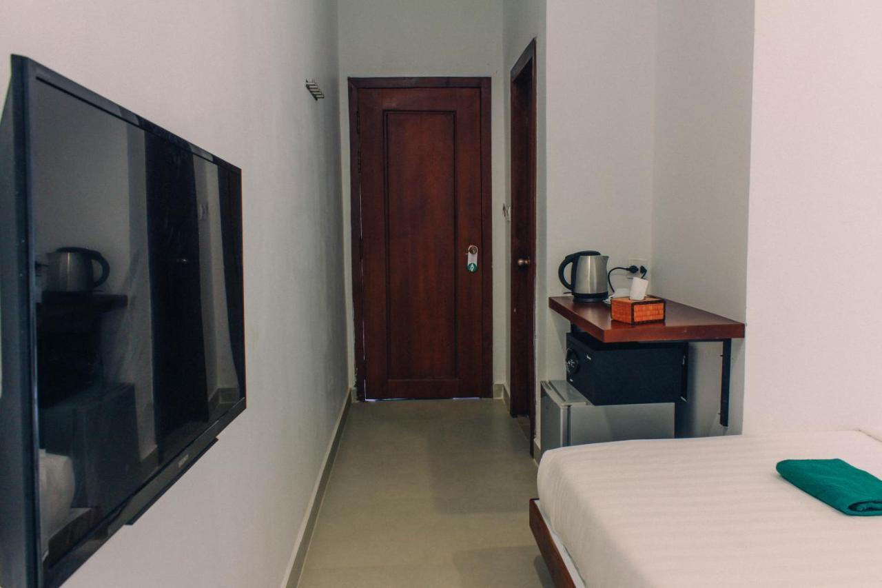 One Stop Hostel Phnom Penh Exteriör bild